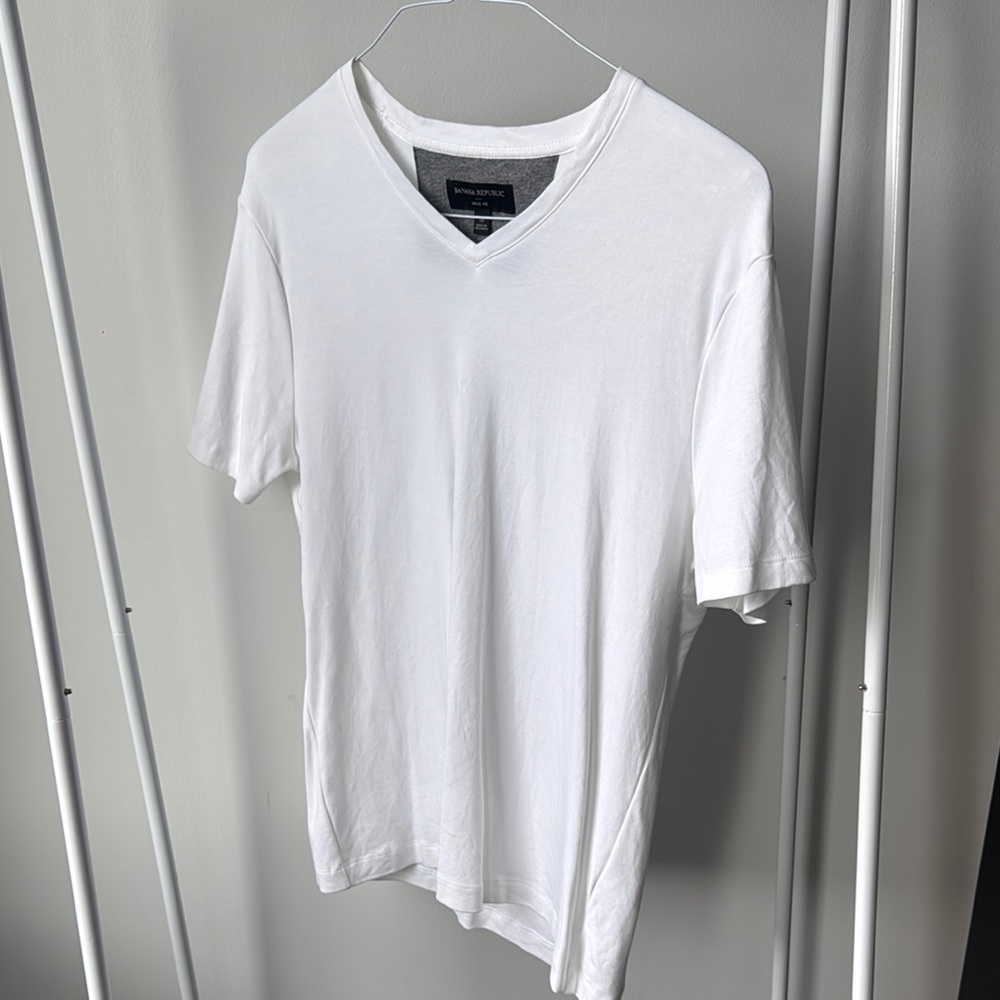 Banana Republic Classic White Short Sleeve Tee